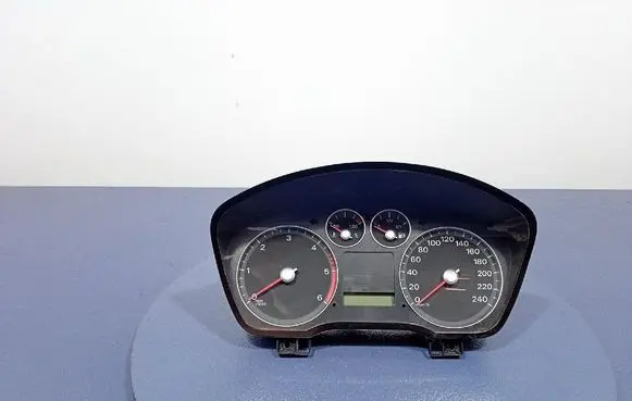Speedometer (instrument cluster)