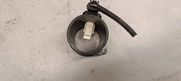 Renault Scenic III - Grand scenic III Mass air flow meter 5WK97021 022064023 8200682558
