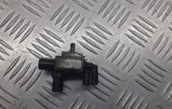 Mazda 6 Vacuum valve 4M5G-9A500-NB
