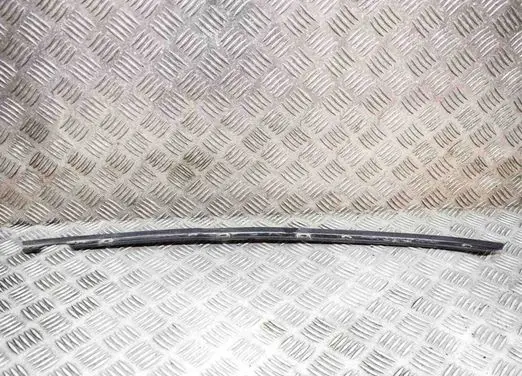 Chevrolet Camaro Front bumper splitter molding 92238937