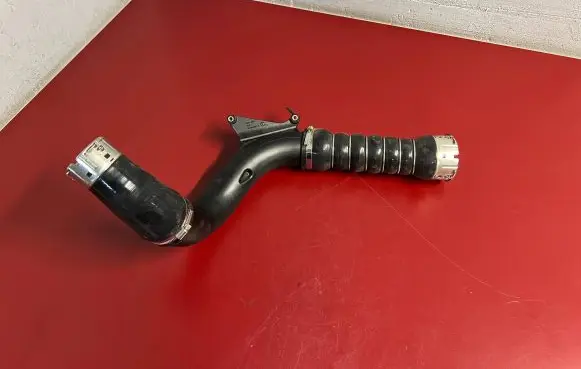 Mini One - Cooper F56 F55 Intercooler hose/pipe 8616211 8655836 13718616211