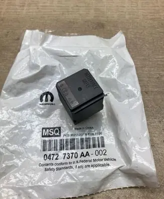 Ford Galaxy Other relay 04727370AA 04727370AA002 1143A3