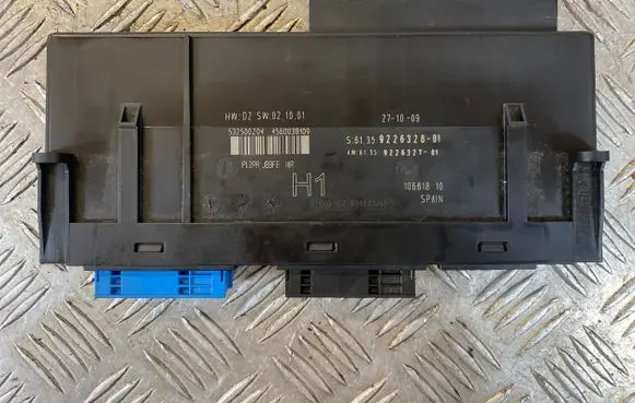 BMW 3 E90 E91 Central body control module 9226328 4560038109 9226327