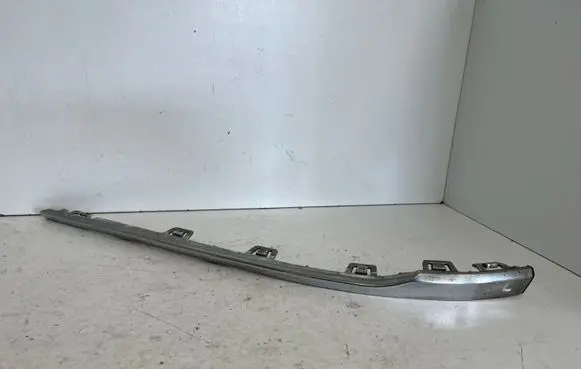Volkswagen PASSAT B8 Front bumper splitter molding 3G0853253