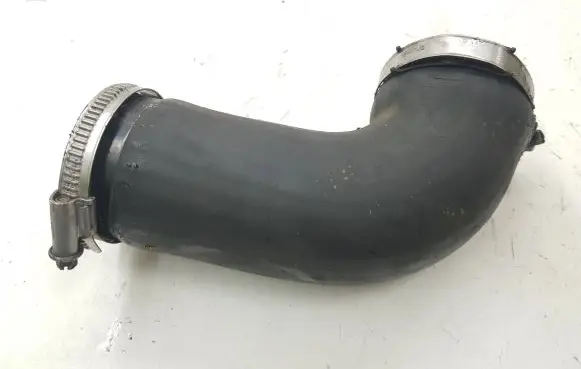 BMW 5 E39 Intercooler hose/pipe 2247967
