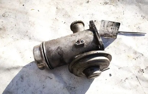 BMW 3 E90 E91 EGR valve 70051200 7792077