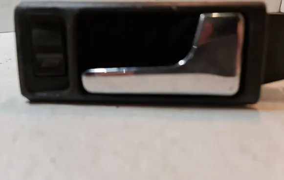 Audi A6 S6 C4 4A Front door interior handle 4A0837020A