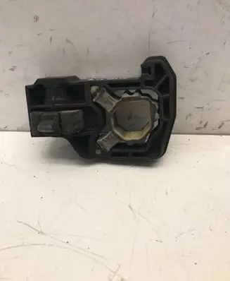 BMW 5 F10 F11 Radiator mount bracket 7575247