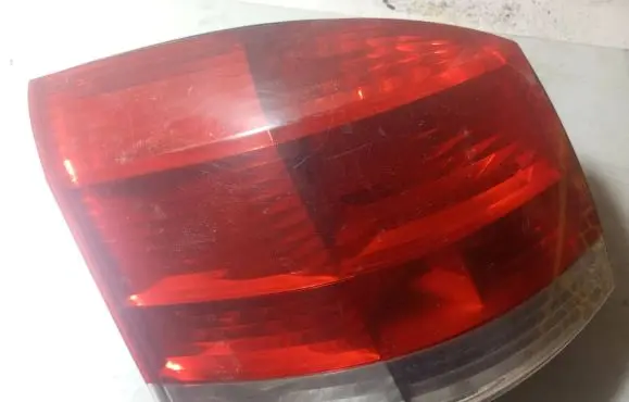 Opel Signum Rear/tail lights 13159861 377001
