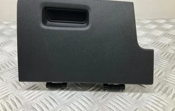 Volkswagen Tiguan Glove box 5NB857919