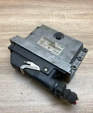 Peugeot 406 Engine control unit/module ECU 9624519580 0281001262