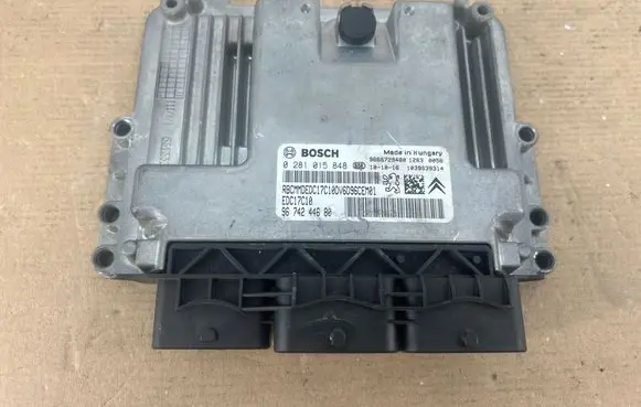 Peugeot 207 Engine control unit/module 9674244680 9666729480 0281015848