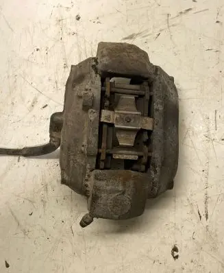 Mercedes-Benz E W211 Front brake caliper