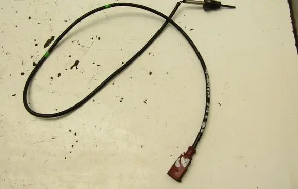 Audi A3 S3 8V Exhaust gas temperature sensor 04L906088AB