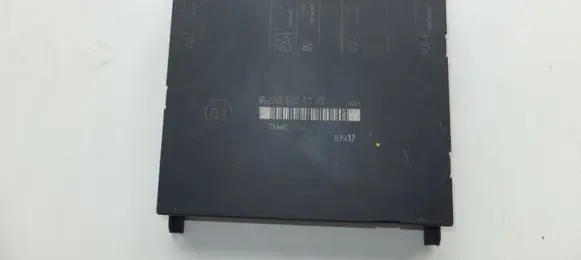 Mercedes-Benz S W220 Seat control module 2208201385 A2208201385