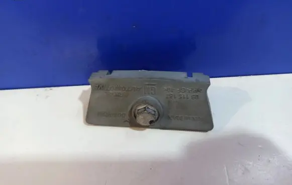 Opel Vectra C Battery bracket 09115187
