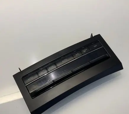 Mercedes-Benz E C207 W207 Climate control unit A2129008608 A2128300285 5HB00935590