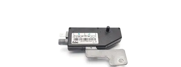 Mercedes-Benz ML W163 Aerial antenna amplifier A1638200089 16267069AN