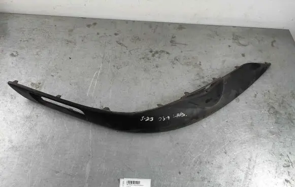 Volvo S80 Front bumper splitter molding 09151826