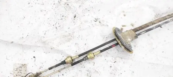 Hyundai Sonata Gear shift cable linkage