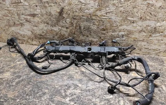 Mercedes-Benz E W211 Engine installation wiring loom