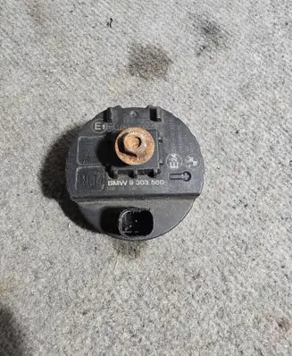 BMW 5 F10 F11 Alarm system siren 9303560