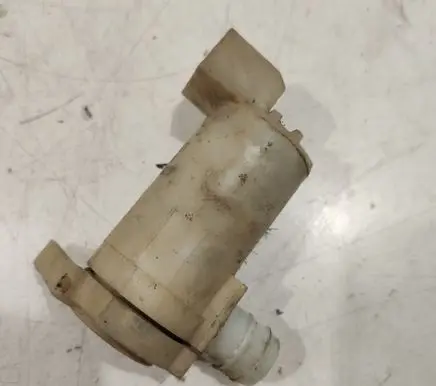 Nissan X-Trail T30 Windscreen/windshield washer pump 5902060023P