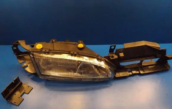 Ford Mondeo MK I Headlight/headlamp 712754058841 LPC031