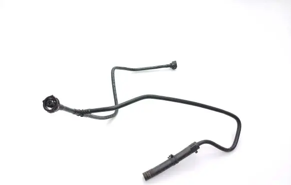 Mercedes-Benz GLS X166 Engine coolant pipe/hose A1665000491