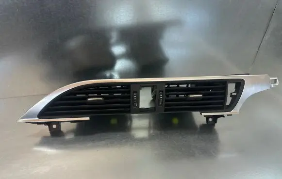 Audi A6 S6 C7 4G Dash center air vent grill 4G1820951 1283