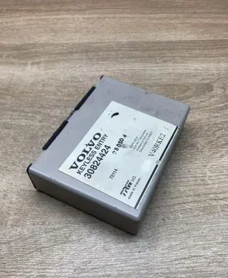 Volvo S40, V40 Alarm control unit/module 30824424 V40RKE2