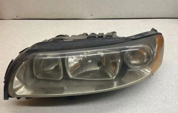 Volvo V70 Headlight/headlamp 30648198 89009278 22004S601