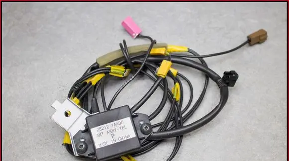 Nissan Murano Z51 Antenna control unit 282121AA0C