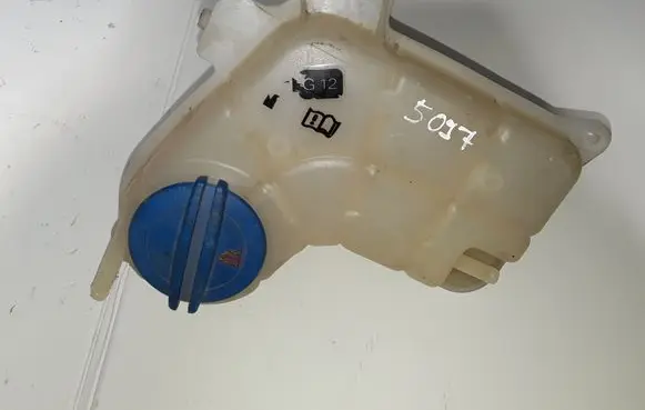 Seat Exeo (3R) Coolant expansion tank/reservoir 8E0121403C