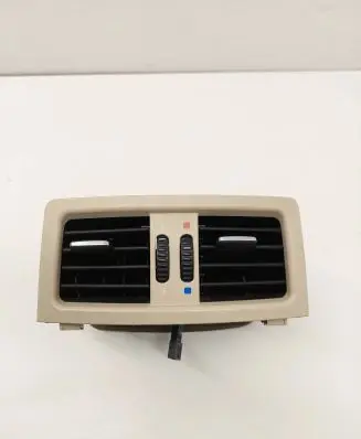 BMW 5 E60 E61 Rear air vent grill 7129556 6932024 6932023
