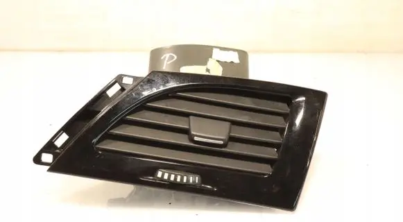 Renault Megane III Dashboard side air vent grill/cover trim