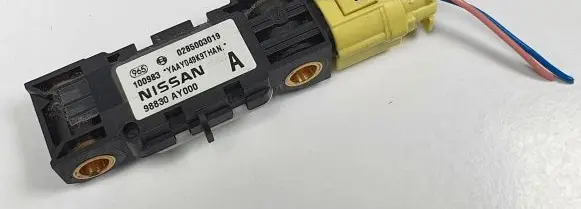 Nissan Primera Airbag deployment crash/impact sensor 98830-AY000