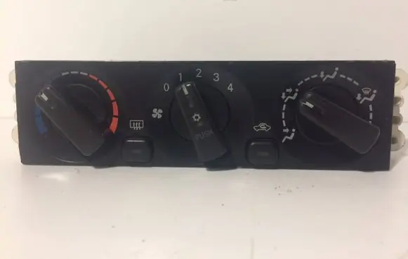 Mitsubishi Eclipse Climate control unit MR315896 990611