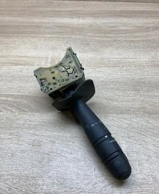 Renault Megane I Wiper control stalk 7700428227