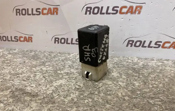 Volkswagen Sharan Glow plug pre-heat relay YM218C616AA