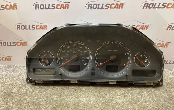 Speedometer (instrument cluster)