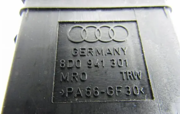 Audi A4 S4 B5 8D Headlight level height control switch 8D0941301