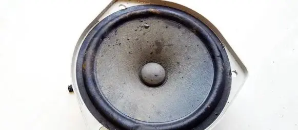 Honda FR-V Front door speaker EAS16P648B