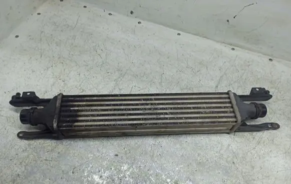 Opel Corsa D Intercooler radiator