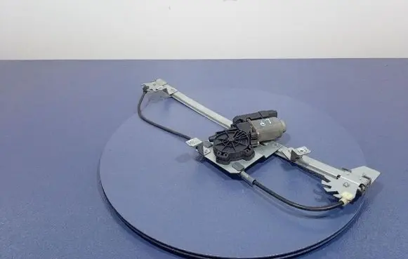 Renault Modus Front door window regulator with motor