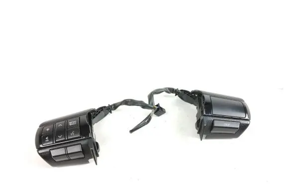 Toyota Hilux (AN120, AN130) Steering wheel buttons/switches 75J167