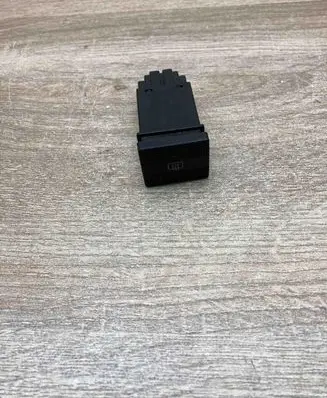 Volkswagen Golf III Windscreen/window heater switch 1H0959621 501591