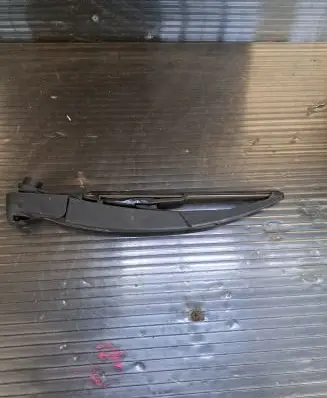 Mini Cooper Countryman R60 Rear wiper blade arm
