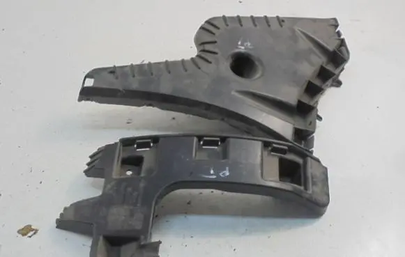 Volvo S60 Rear bumper mounting bracket 30796628