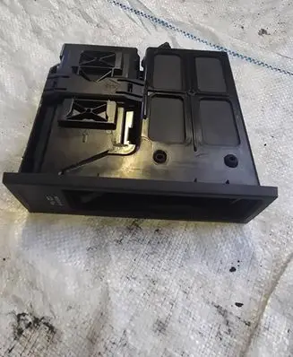 Volkswagen Touran II Head unit multimedia control 5N0035341F 1000003007